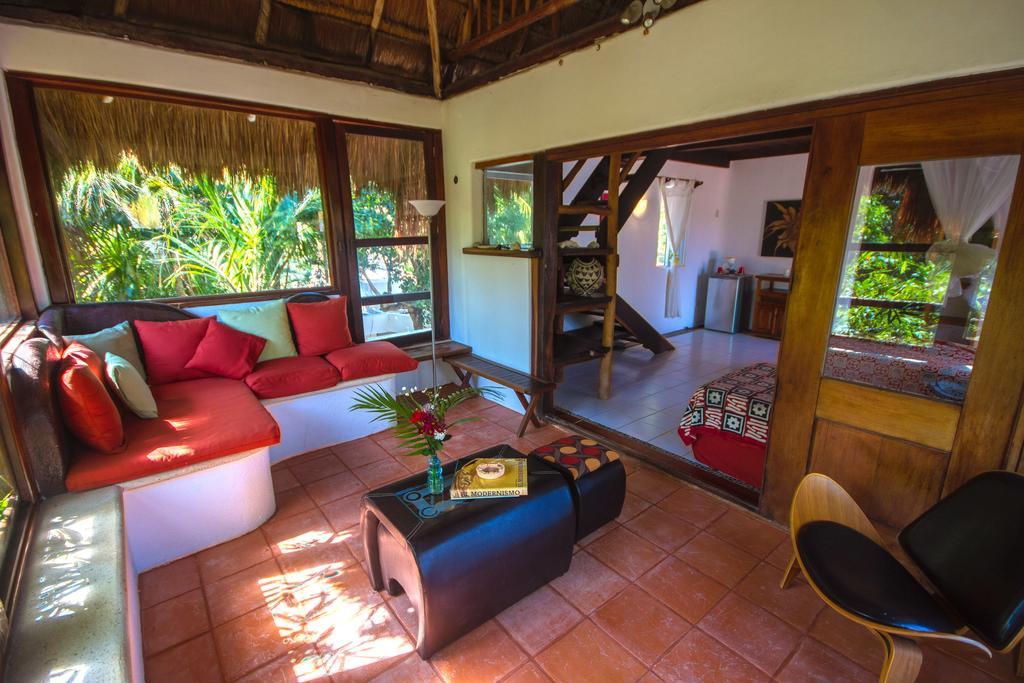 Hotel Que Onda Akumal Exterior photo